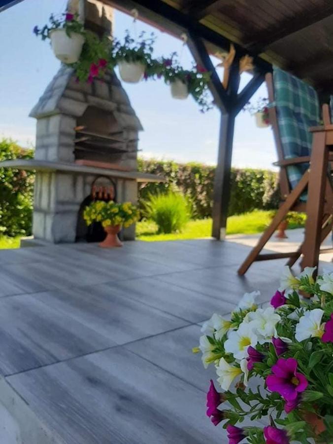 Вилла Ruralna Kuca Za Odmor Viktorija Caglin Экстерьер фото